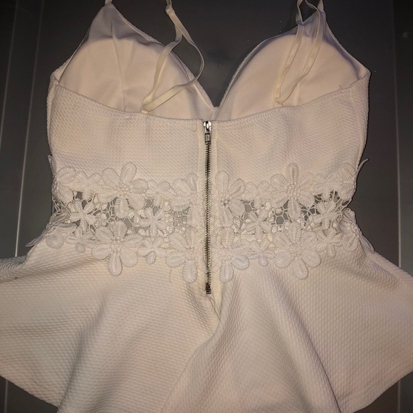 Top - Picture 2 of 2